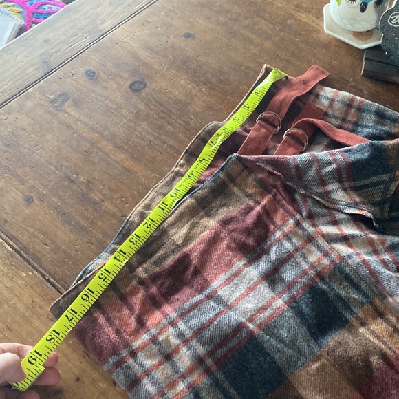 Plaid wrap skirt EUC - Picture 6 of 9